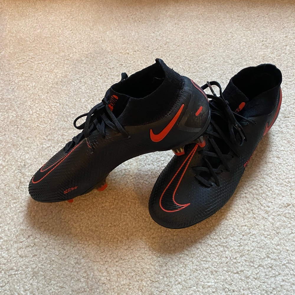 Nike Phantom Cleats